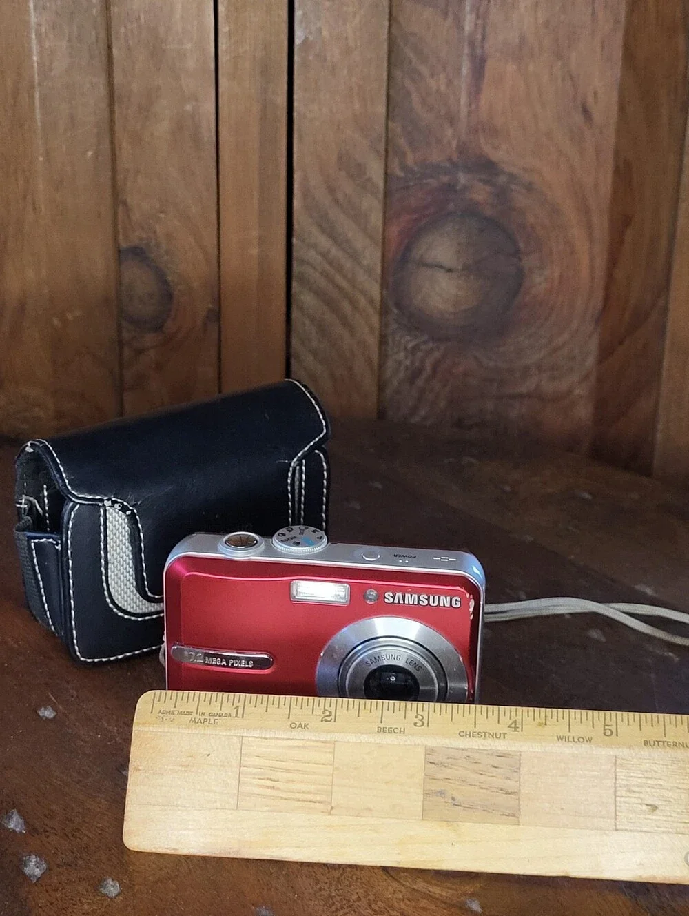 Samsung Compact Digital Camera in Red with Black Case